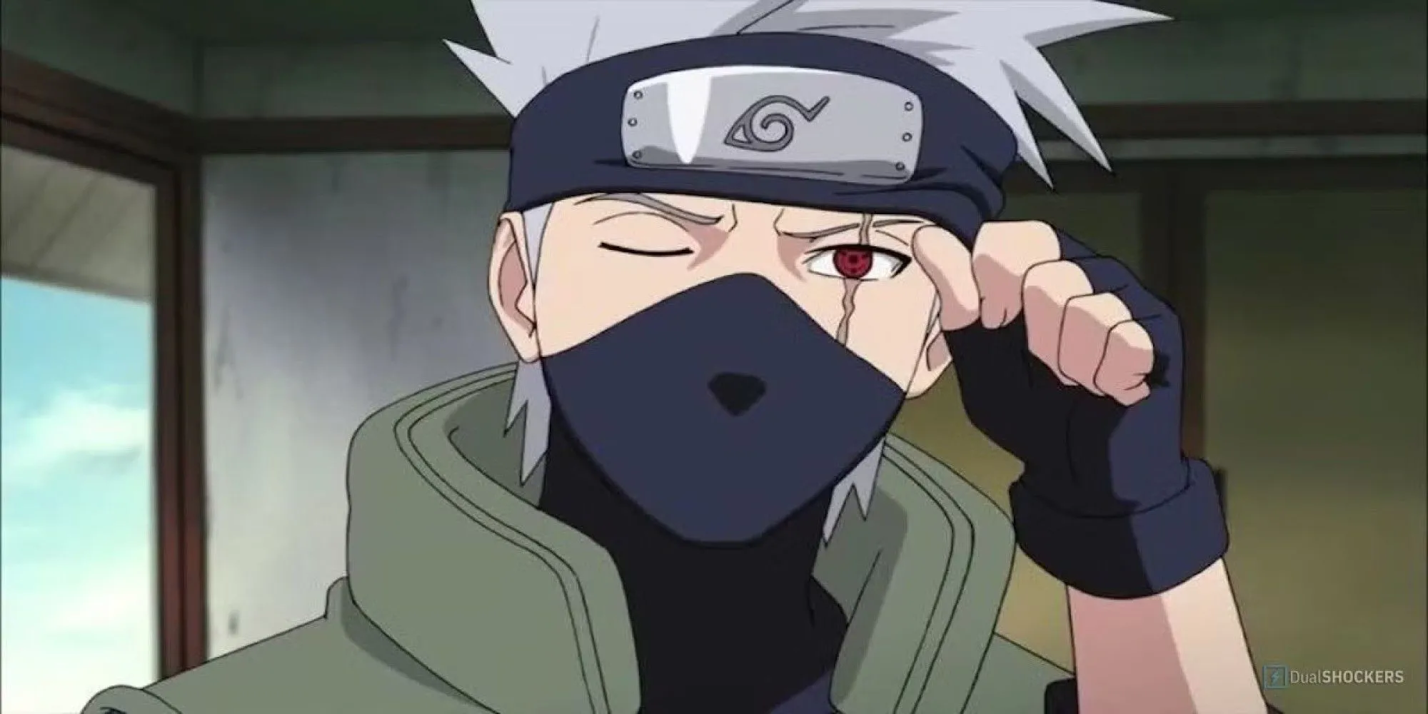 Kakashi Hatake với Sharingan, đội trưởng của Đội 7 và sau này là Hokage Đệ Lục