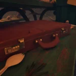 Vali Briefcase Grounded 2 trên Bàn Picnic
